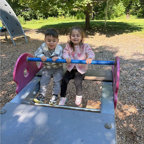 Meet your Posher, Danielle - Picture 7 of 16